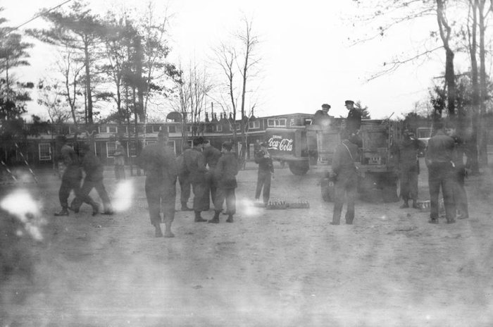 Collector Finds 31 Rolls Of Undeveloped Film By An Unknown WW II Soldier  (21 pics)