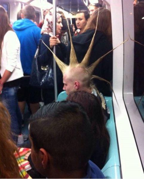 Things You Definitely Shouldn't Be Wearing On The Subway (43 pics)