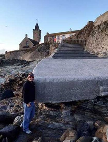 Beach Disappears Then Returns Overnight (4 pics)