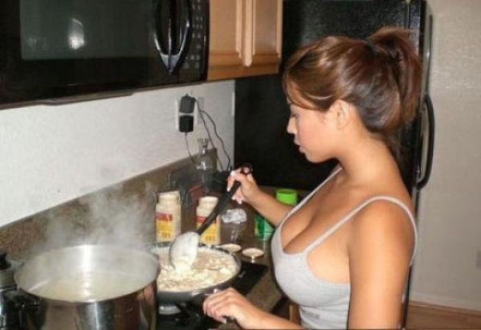 Beautiful Girls Cooking Breakfast Is The Best Thing Ever (45 pics)