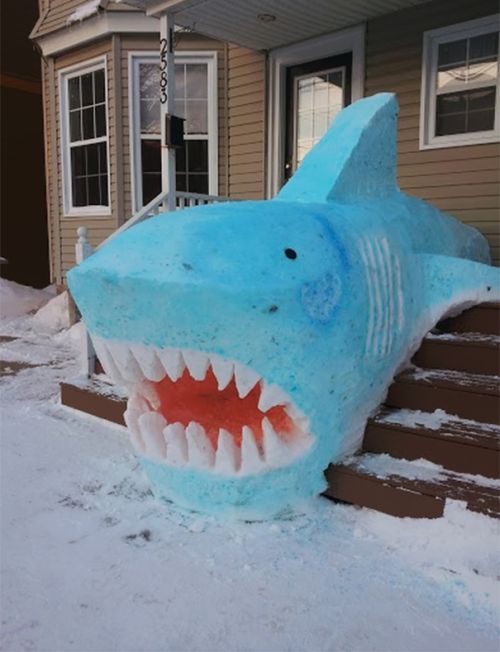 These People Have Mastered The Art Of Making Snow Sculptures (31 pics)