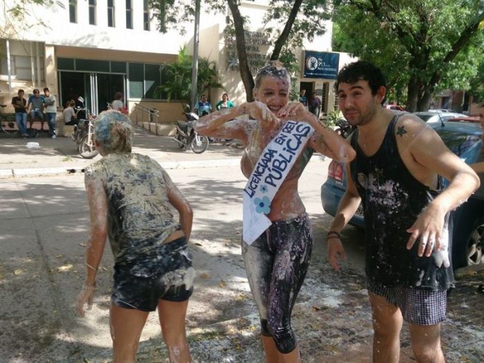 Messy Graduation in Argentina (18 pics)