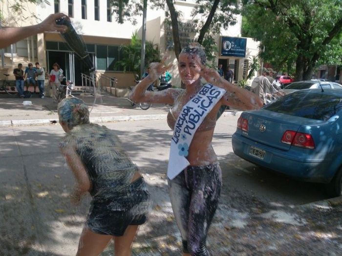 Messy Graduation in Argentina (18 pics)