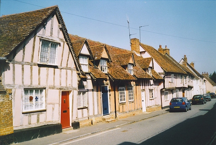 Welcome To Lavenham (14 pics)