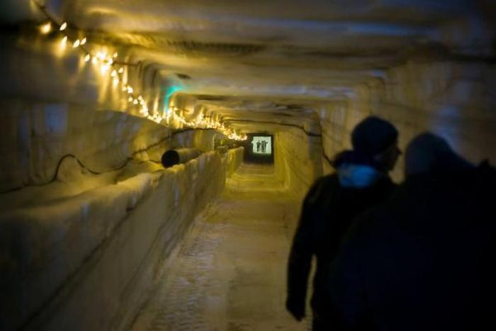 Go Inside Of Iceland's Second Largest Glacier (16 pics)