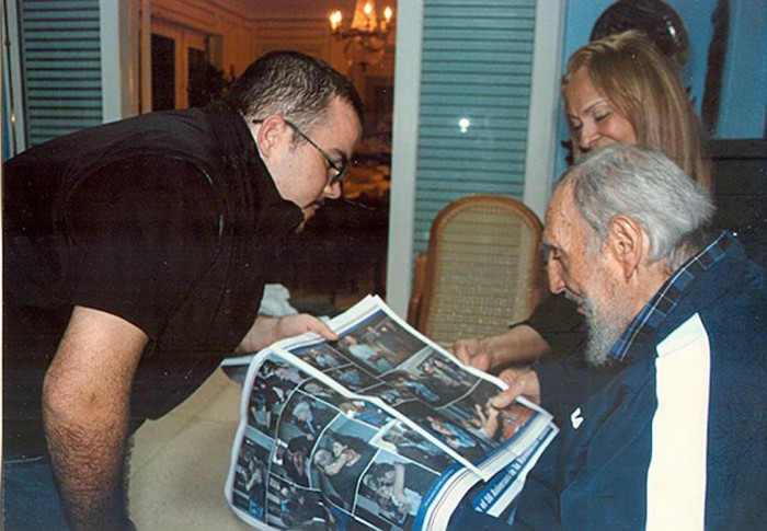 Fidel Castro Is Still Alive (9 pics)