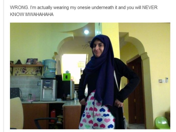 This Woman Has A Lot Of Secrets (4 pics)