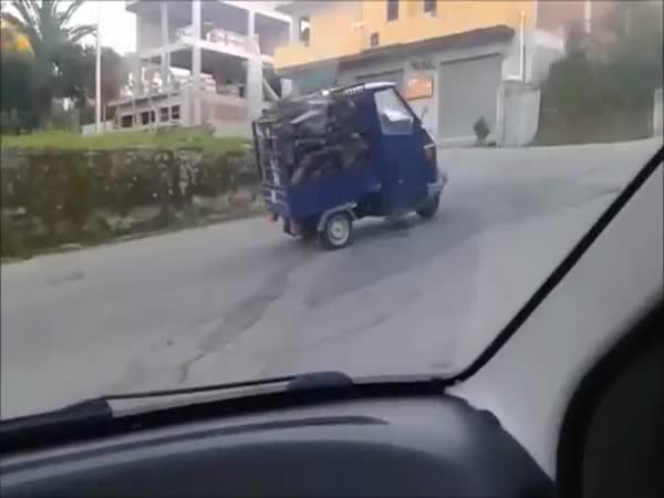 Overloaded Mini Truck Struggling To Go Uphill