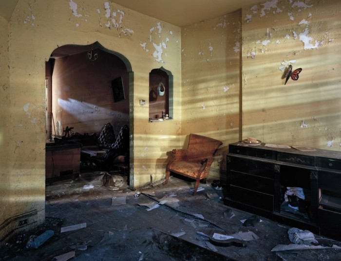 The Abandoned Houses Of Philadelphia Aren't All Abandoned (30 pics)