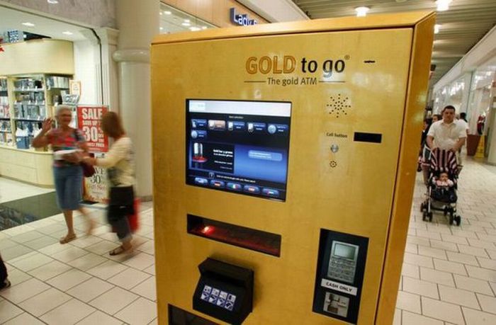 Things You Didn't Know You Can Buy From A Vending Machine (21 pics)