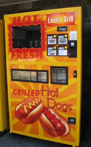 Things You Didn't Know You Can Buy From A Vending Machine (21 pics)
