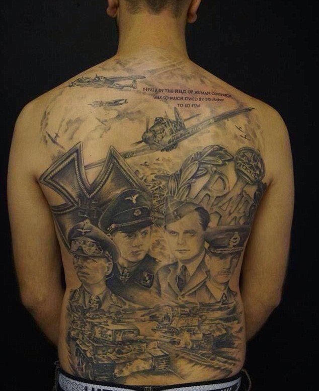 World War II Enthusiast Spends Six Months Getting His Back Tattooed (5 pics)