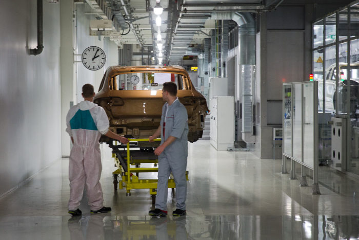 A Look Inside The Porsche Factory In Leipzig (45 pics)