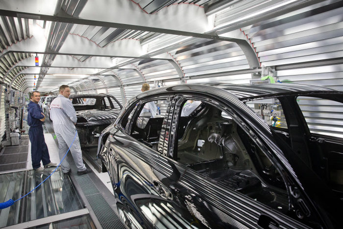 A Look Inside The Porsche Factory In Leipzig (45 pics)