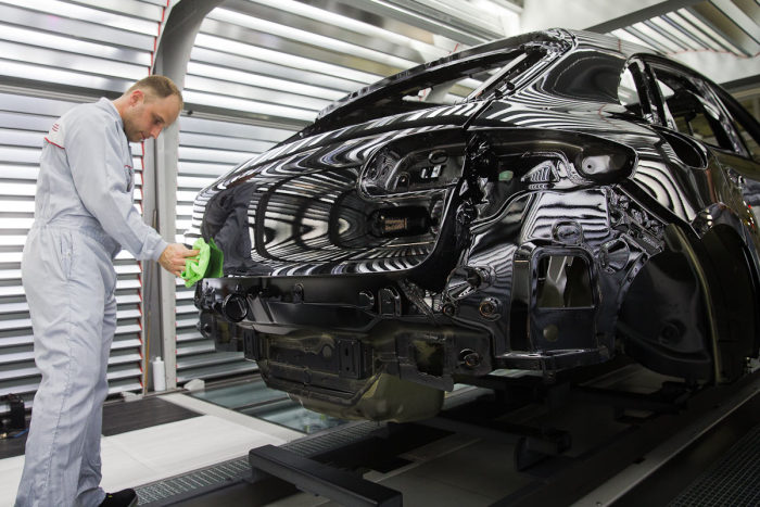 A Look Inside The Porsche Factory In Leipzig (45 pics)
