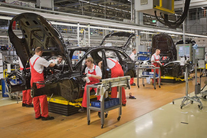 A Look Inside The Porsche Factory In Leipzig (45 pics)