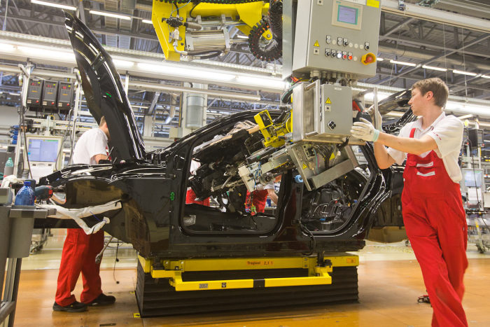 A Look Inside The Porsche Factory In Leipzig (45 pics)