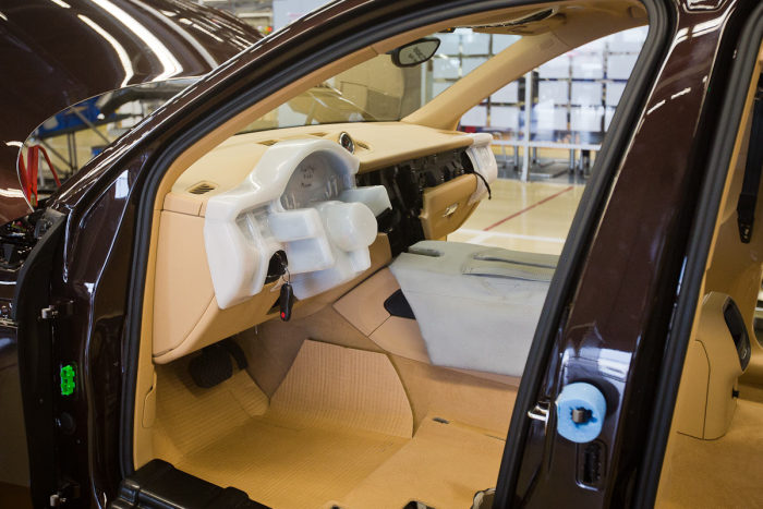 A Look Inside The Porsche Factory In Leipzig (45 pics)
