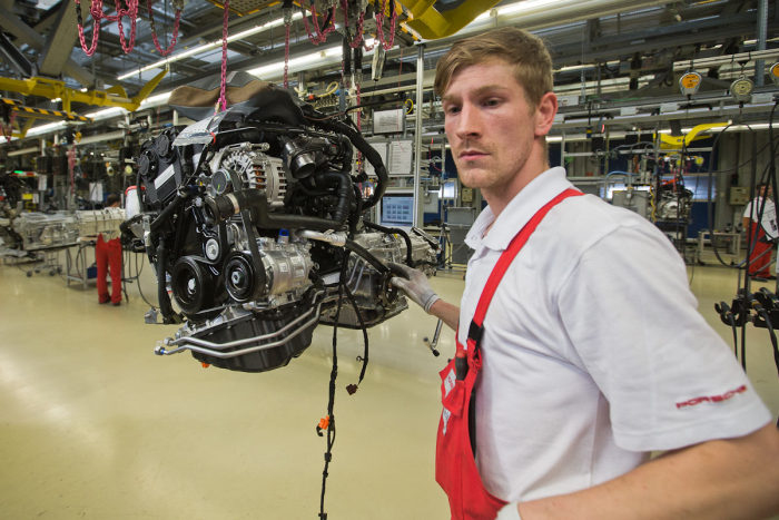 A Look Inside The Porsche Factory In Leipzig (45 pics)