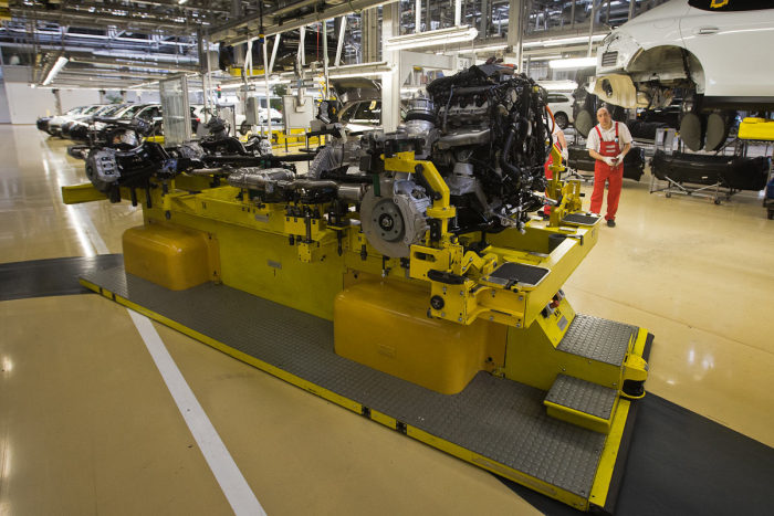 A Look Inside The Porsche Factory In Leipzig (45 pics)