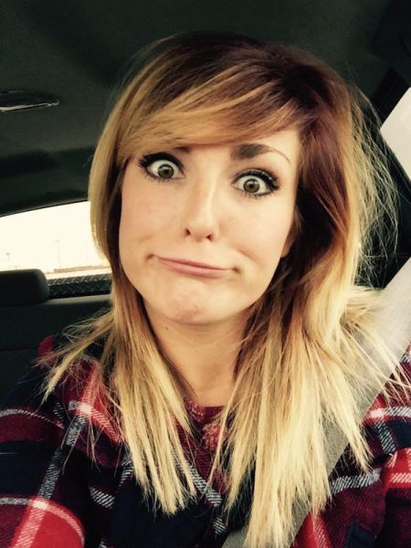 These Goofy Girls Know How To Be Fun And Attractive (37 pics)