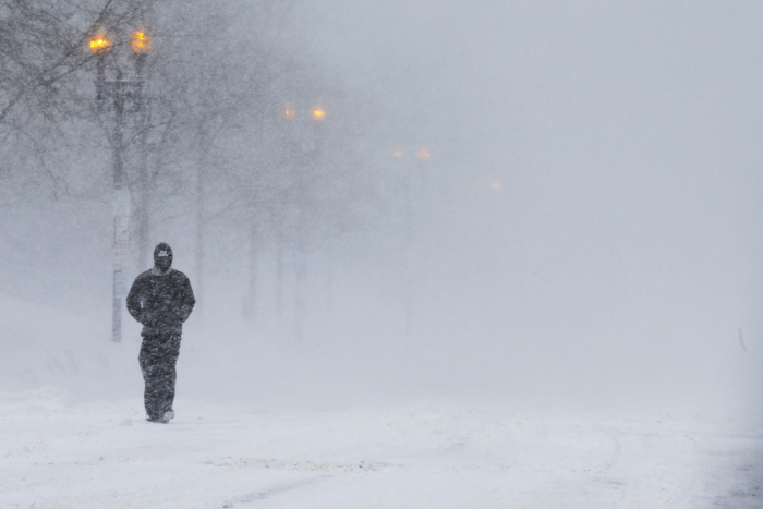 The East Coast Of The United States Is Getting Buried By Snow (30 pics)