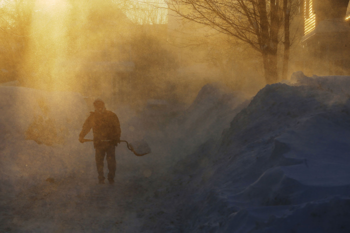 The East Coast Of The United States Is Getting Buried By Snow (30 pics)
