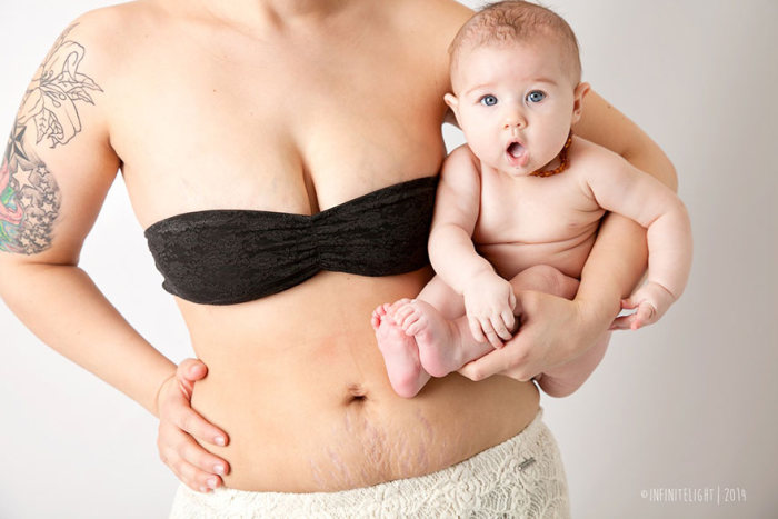 This Is How Mothers Are Supposed Look After Giving Birth (14 pics)