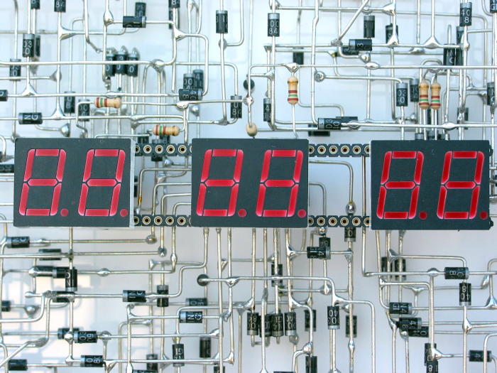 This Clock Is A Work Of Art (7 pics)