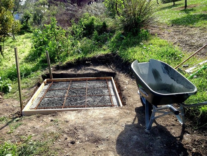This Man Built A Brick Pizza Oven In His Own Backyard (15 pics)
