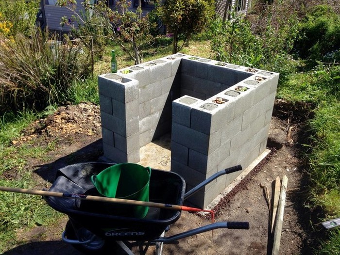 This Man Built A Brick Pizza Oven In His Own Backyard (15 pics)