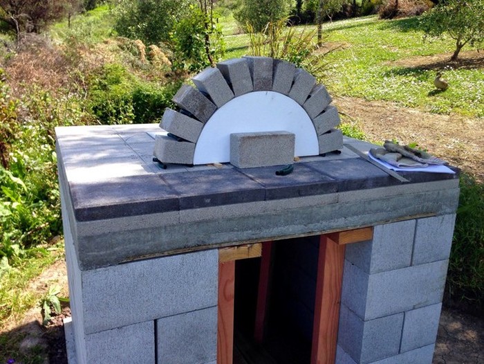 This Man Built A Brick Pizza Oven In His Own Backyard (15 pics)