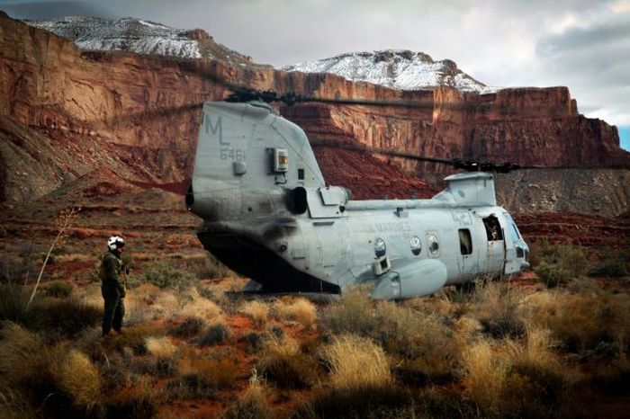 Incredible Photos Show US Marines In Action (100 pics)