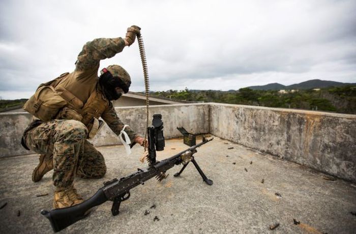 Incredible Photos Show US Marines In Action (100 pics)