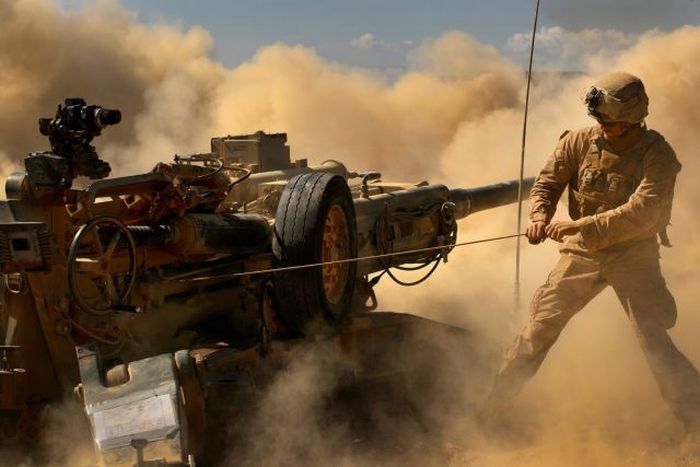 Incredible Photos Show US Marines In Action (100 pics)