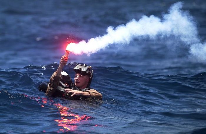 Incredible Photos Show US Marines In Action (100 pics)