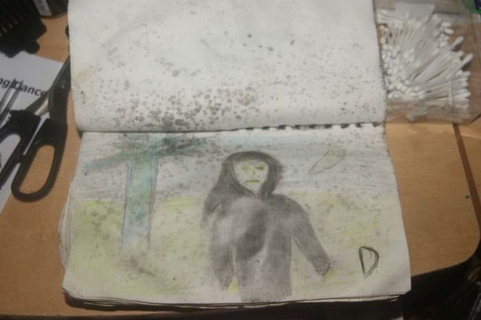 The Most Disturbing Thing You Could Find In A Graveyard (17 pics)