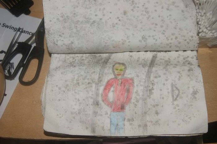 The Most Disturbing Thing You Could Find In A Graveyard (17 pics)