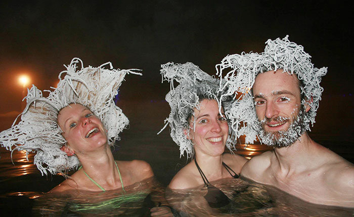 Canadians Freeze Their Hair At The Takhini Hot Springs (7 pics)