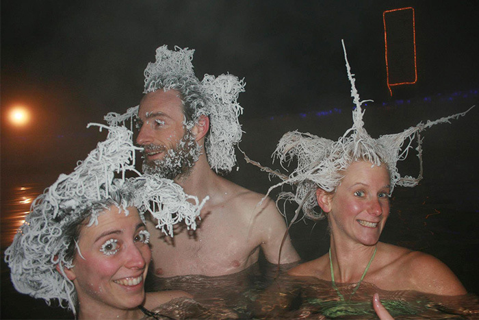Canadians Freeze Their Hair At The Takhini Hot Springs (7 pics)