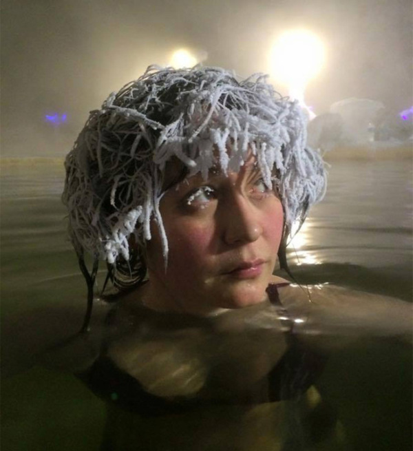 Canadians Freeze Their Hair At The Takhini Hot Springs (7 pics)