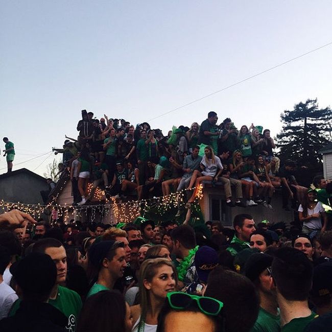 These College Students Partied So Hard The Roof Came Down (15 pics + video)