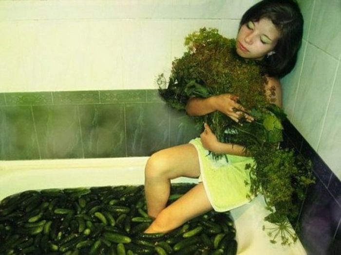 Acid Picdump (100 pics)