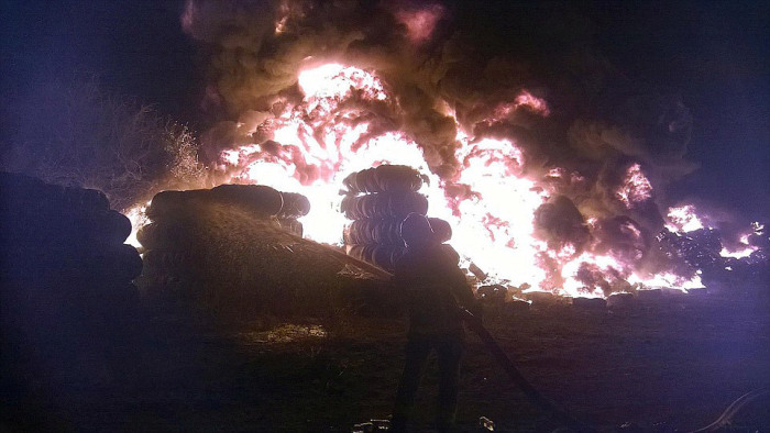 Enormous Fire In Essex Shuts Down Roads And Railways (10 pics)