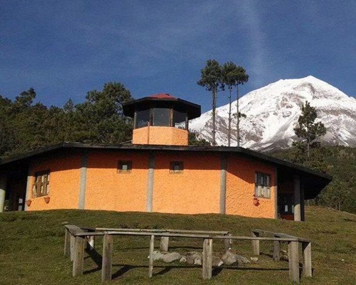 Bodies of Two Climbers Found in Mexico (10 pics)