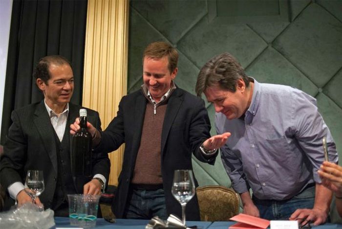 An Expensive And Ancient Bottle Of Wine Gets A Taste Test (10 pics)