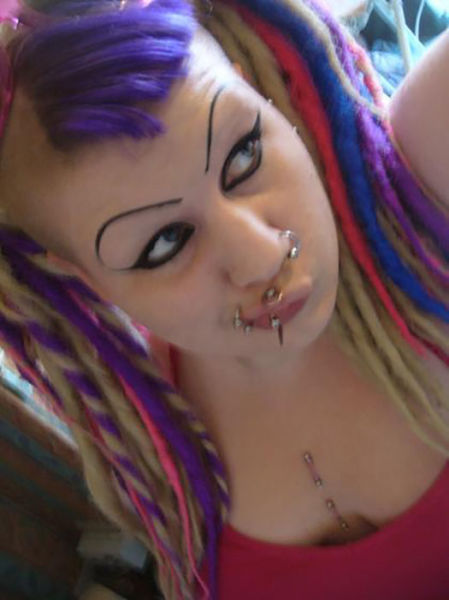 This Girl Put Herself Through An Outrageous Transformation (25 pics)