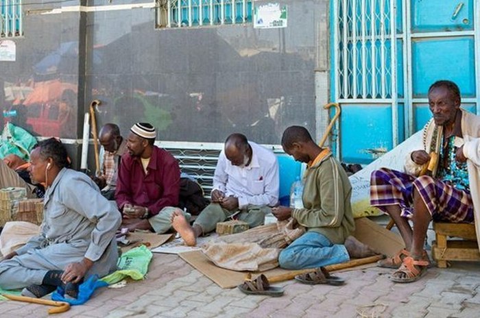 How To Get Cash In Somaliland (8 pics)