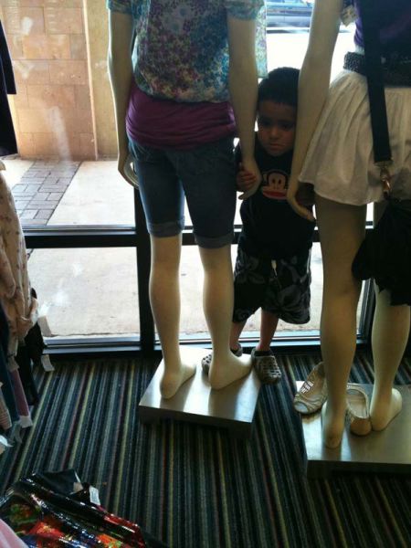 Kids That Have Been Completely Broken By Shopping (23 pics)