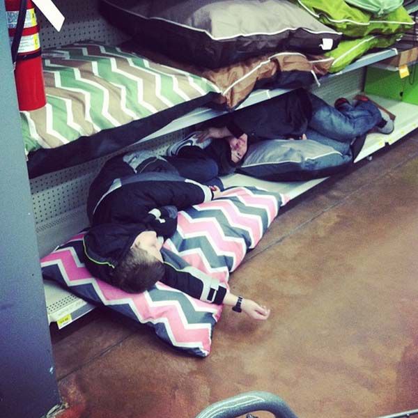 Kids That Have Been Completely Broken By Shopping (23 pics)